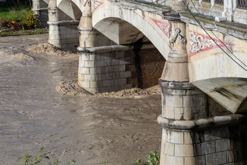 flood overflowing rivers hydrological failure modena italy