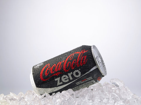coca cola zero can