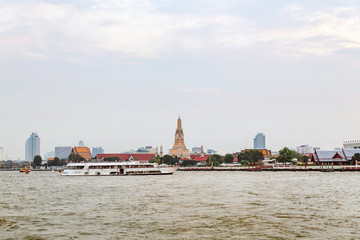 Wat Arun, Temple of Dawn in Bangkok, view from the river