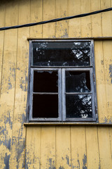 Lost Place - Stuttgart - kaputtes Fenster