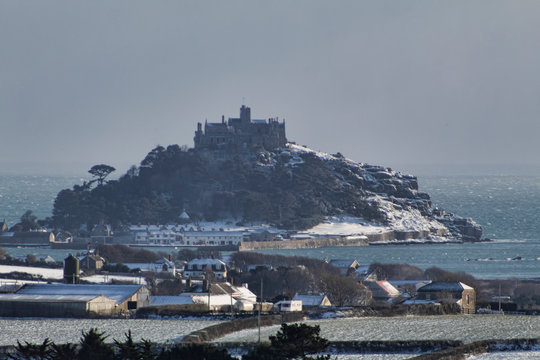 St michaels mount in winter