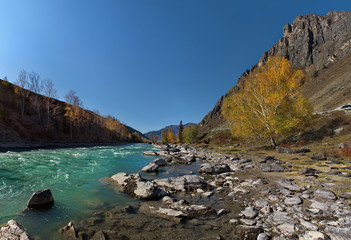 Russia. mountain Altai. Late autumn on the Chuya river along the Chuya tract.