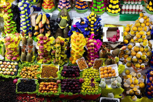 dIVERSAS FRUTAS MERCADO MUNICIPAL