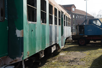 Fototapeta na wymiar Alte Lokomotiven und Waggons im Detail