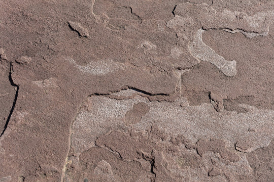 NATORAL RED ROCK WITH ROUGH SURFACE