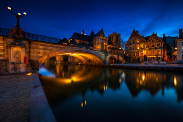 Fototapeta premium Gent at Night