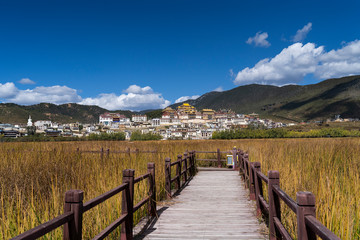 Langscape of Songzanlin Temple also known as the Ganden Sumtseling Monastery. Shangri la, Yunnan province China