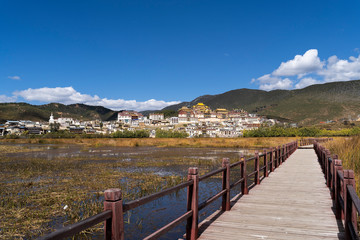 Obraz premium Langscape of Songzanlin Temple also known as the Ganden Sumtseling Monastery. Shangri la, Yunnan province China