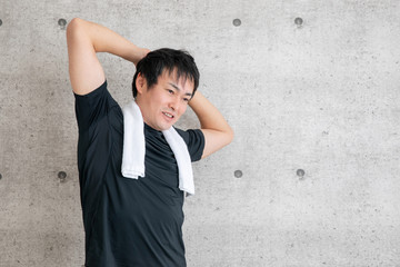 スポーツウェアを着た男性