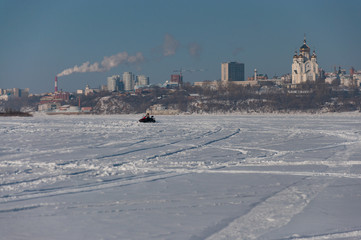 Winter outdoors activities, active rest and travel