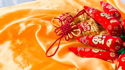 He sui fu bag, ruyi knot, Chinese knot, meaning red hot pepper.