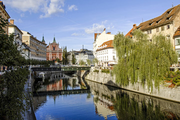 Ljubljana, Fluss Ljubljanica, Franziskanerkirche, Slowenien, Lai