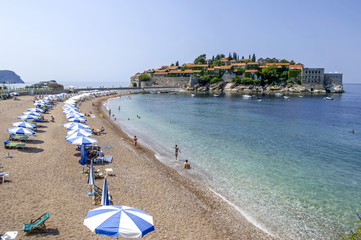 Hotelinsel Sveti Stefan mit Strand, Serbien-Montenegro, Monteneg