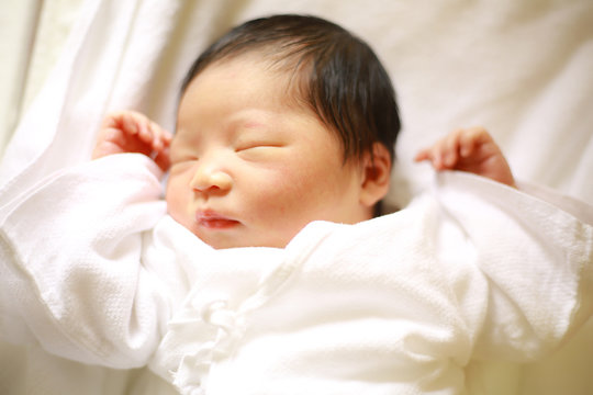 1 211 最適な 生まれたての赤ちゃん 画像 ストック写真 ベクター Adobe Stock 1 211 最適な 生まれたての赤ちゃん 画像 ストック写真 ベクター Adobe Stock