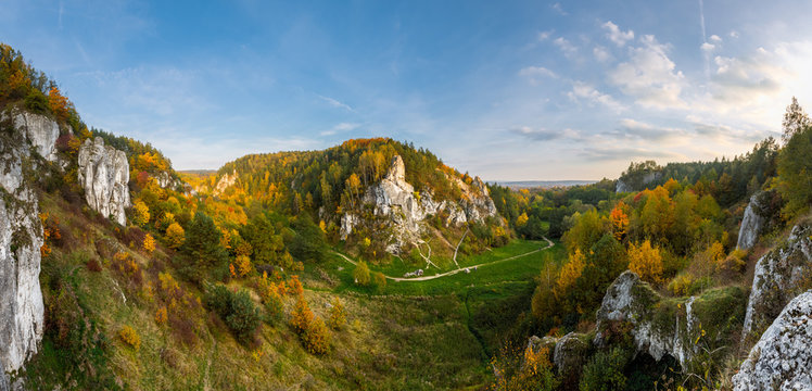 Dolina Kobylańska, Jesień, krajobrazy, Małopolska, Polska, turystyka