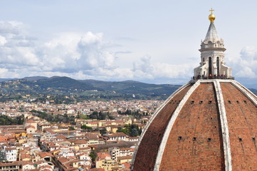 Fototapeta na wymiar view of the city of florence italy