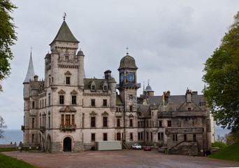 Fototapeta na wymiar Dunrobin Castle - a pearl of Scotland - I -