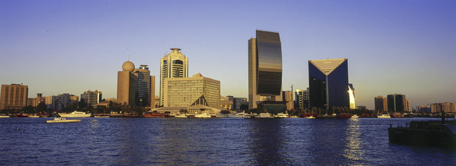 Naklejka premium Dubai Creek, Nationalbank, Vereinigte Arabische Emirate, Dubai