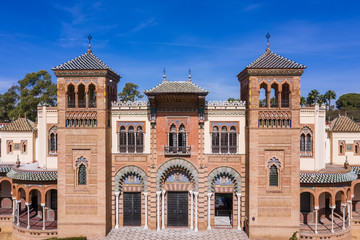 Fototapeta na wymiar Aerial view of Plaza de America and Sevilla Museum of Folk Art and Traditions 