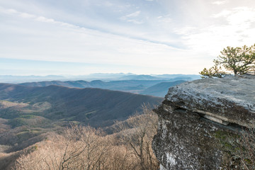 Fototapeta premium View at the autumn Appalachian mountains with cliff and trees