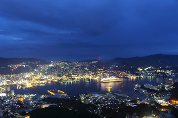 日本三大夜景　長崎　稲佐山展望台から　トワイライトタイム