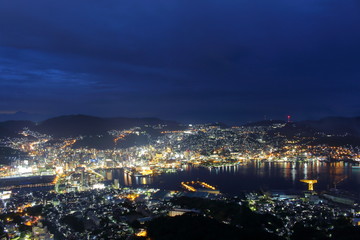 日本三大夜景　長崎　稲佐山展望台から　トワイライトタイム
