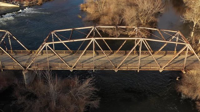 truss bridge