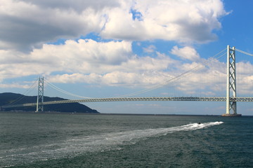 明石海峡大橋とマリンスポーツ Big bridge and marine sport