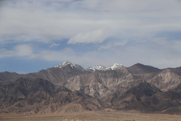 Fototapeta premium Emerald Salt Lake Dachaidan w prowincji Qinghai w Chinach