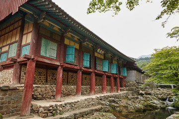 Songgwangsa Temple is a very famous and old temple in Korea.