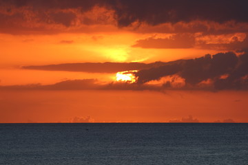 Obraz premium Every sunset is an opportunity to reset