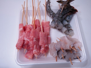  Photo of fish cage and seafood preparation