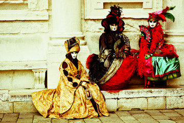 Fototapeta na wymiar beautiful period costumes for the Venice Carnival