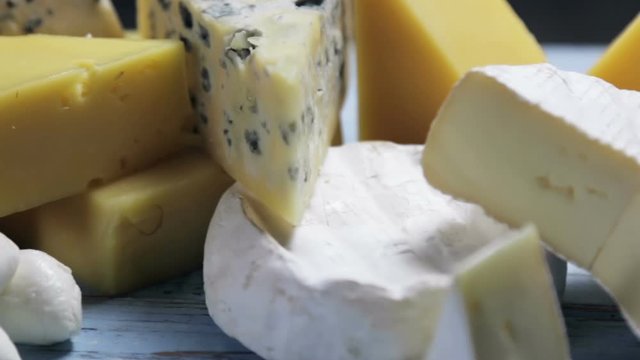 many different types of cheese