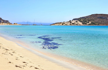 Fototapeta na wymiar landscape of the beach of Elafonisos island Peloponnese Greece
