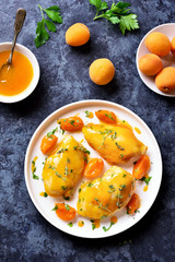 Chicken breasts in apricot sauce