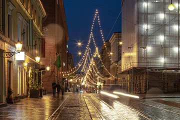 Obraz premium Helsinki citycenter. Scandinavian architecture. Evening after the rain Helsinki, Finland.