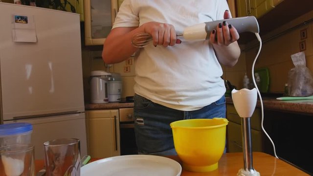 Woman kitchen, assemblage of kitchen appliances