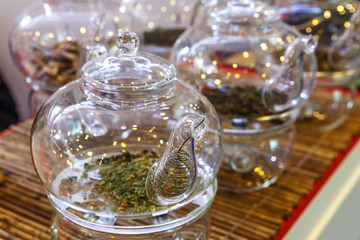 Transparent glass teapots with loose-leaf tea