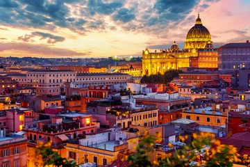 Papier Peint photo Rome Cityscape view of Rome at sunset with St Peter Cathedral in Vatican.