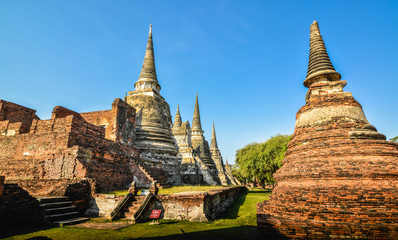 Fototapeta premium A beautiful view of buddhist temple in Ayutthaya, Thailand.