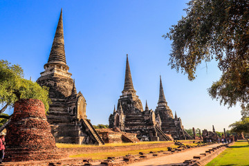 Fototapeta premium A beautiful view of Wat Phra Si Sanphet temple in Ayutthaya, Thailand.