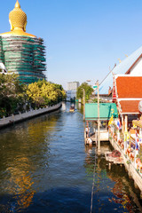 Obraz premium A beautiful view of Wat Paknam temple in Bangkok, Thailand.