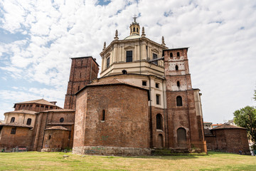 Fototapeta na wymiar Basilica of San Lorenzo, Milan, originally built in Roman times and subsequently rebuilt several times, close to the mediaeval Ticino gate.