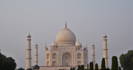 Taj Mahal is a famous mausoleum which is also one of the wonders in the world. it is countable as...
