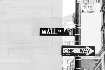 Wall St.