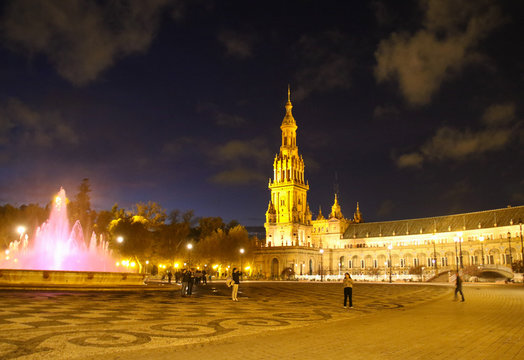 Sevilla Square