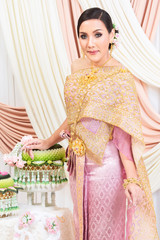 Thai wedding dress , Beautiful bride Thai style