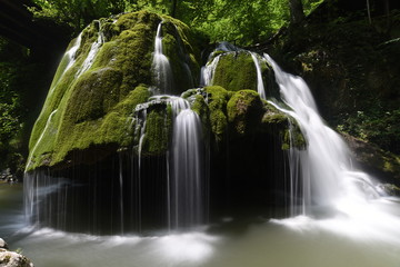 Fototapeta na wymiar Bigar waterfall in Romania