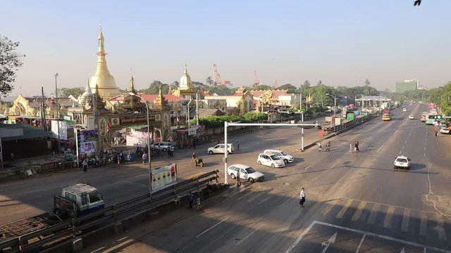 YANGON/MYANMAR - 25th Dec, 2019 : street in the city, sule pagoda, yangon